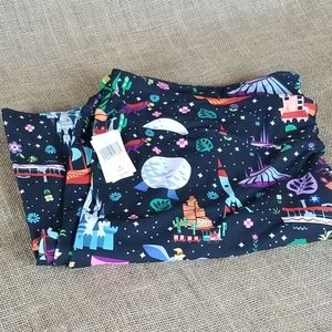 Disney World Magic Kingdom Leggings 2x Plus - New!